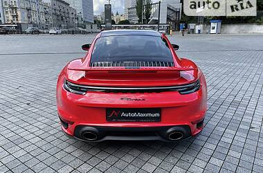 Купе Porsche 911 2021 в 