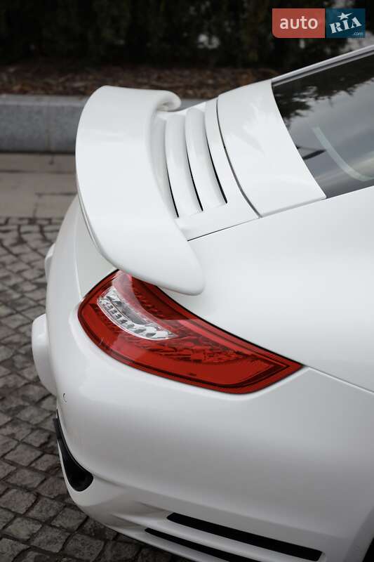 Купе Porsche 911 2008 в Днепре
