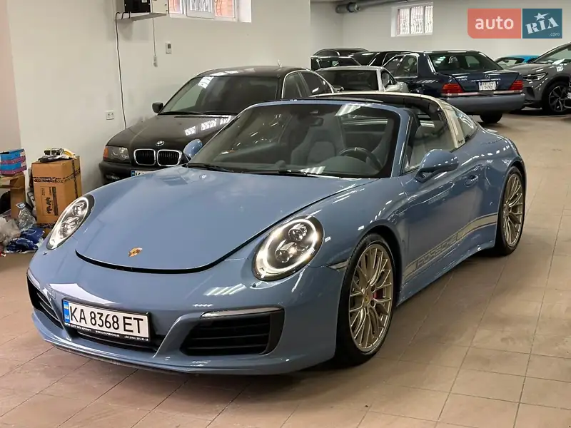 Porsche 911