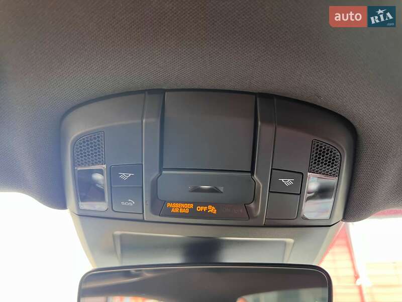Купе Porsche 911 2022 в Львове