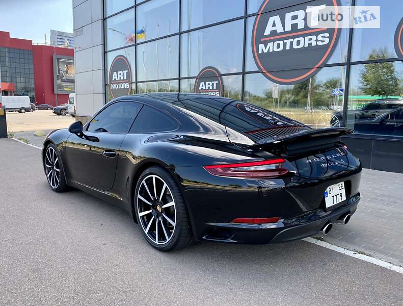 Купе Porsche 911 2016 в Киеве