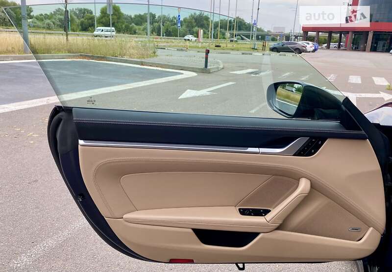 Купе Porsche 911 2019 в Києві