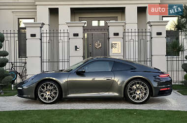 Купе Porsche 911 2019 в 