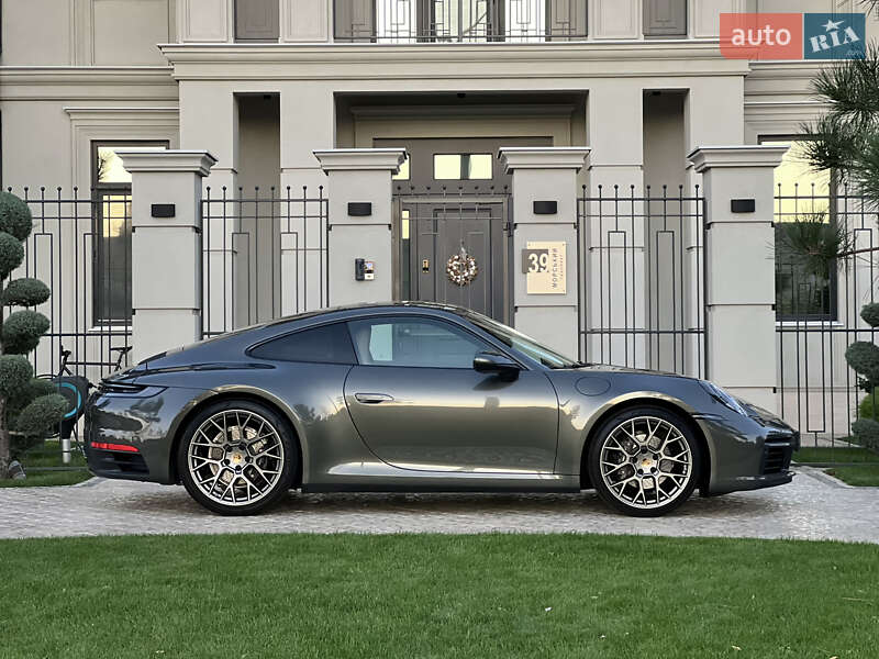 Купе Porsche 911 2019 в Одесі