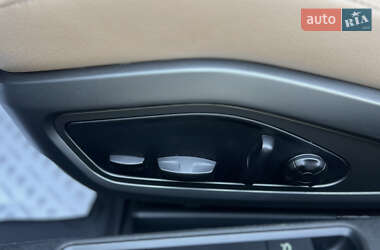 Купе Porsche 911 2019 в 