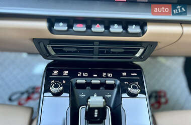 Купе Porsche 911 2019 в 