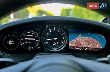Купе Porsche 911 2019 в 