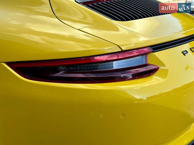 Купе Porsche 911 2017 в Днепре