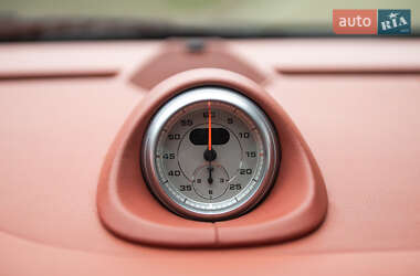 Купе Porsche 911 2010 в 