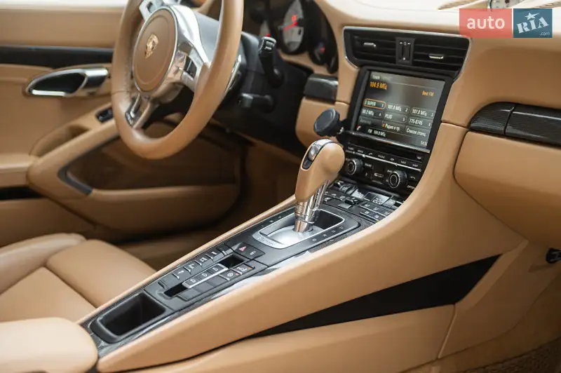 Купе Porsche 911 2014 в 