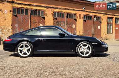 Купе Porsche 911 2006 в 