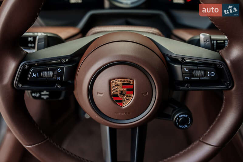 Купе Porsche 911 2021 в Киеве