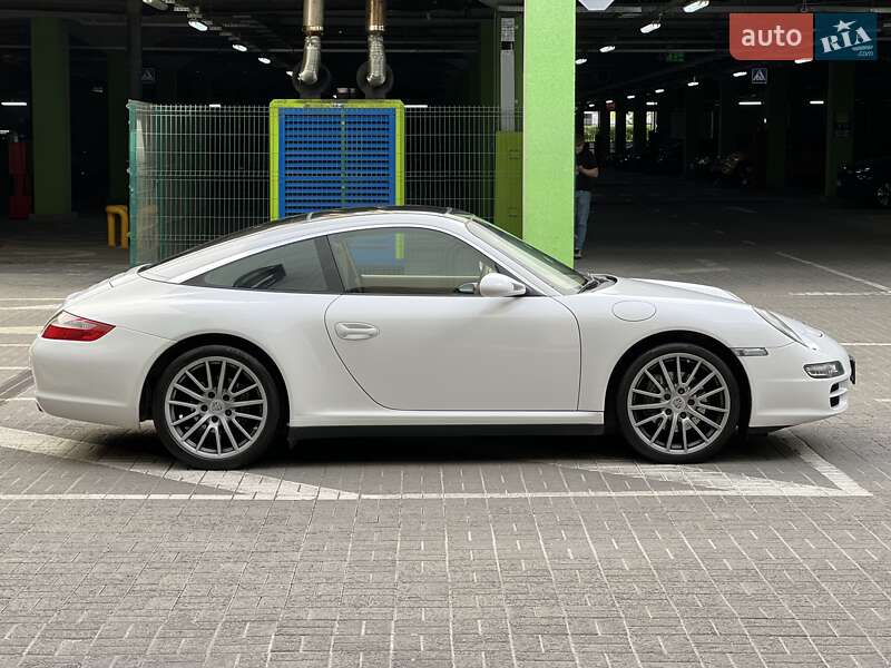 Родстер Porsche 911 2008 в Києві