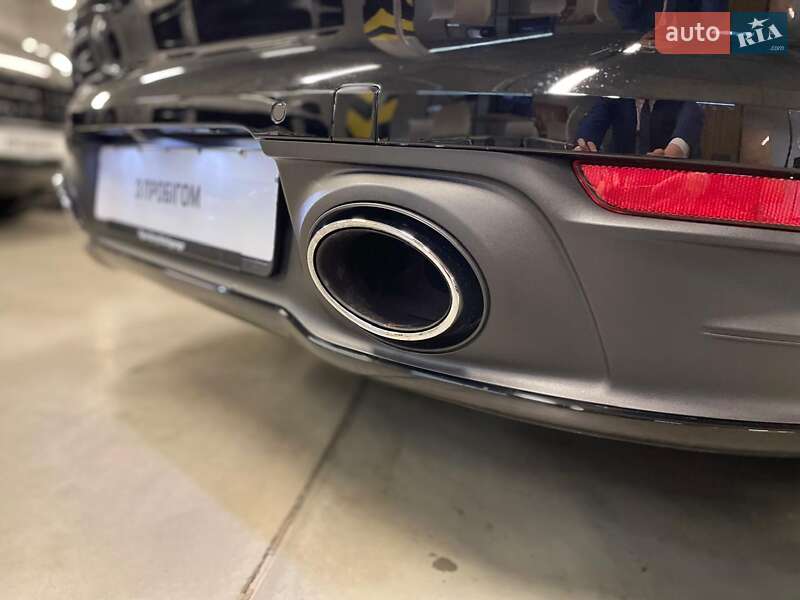 Купе Porsche 911 2022 в Киеве