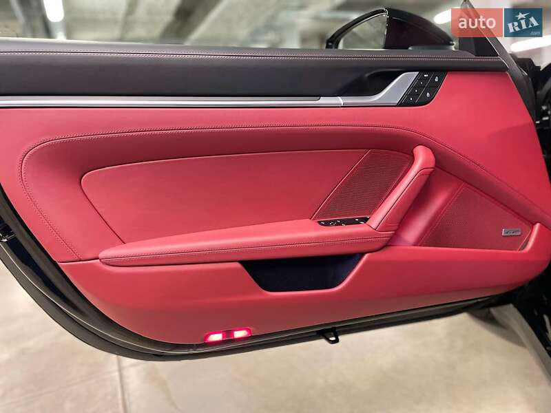 Купе Porsche 911 2022 в Киеве