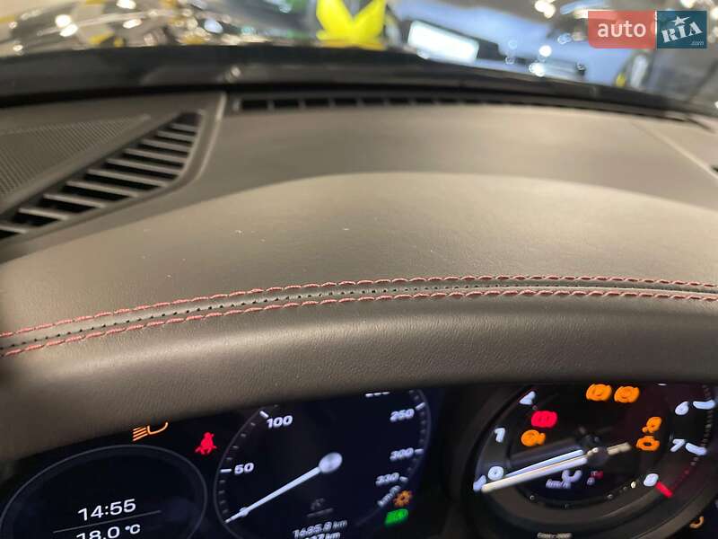 Купе Porsche 911 2022 в Киеве