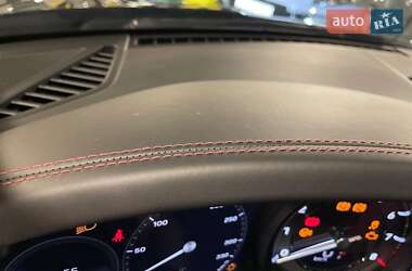 Купе Porsche 911 2022 в 