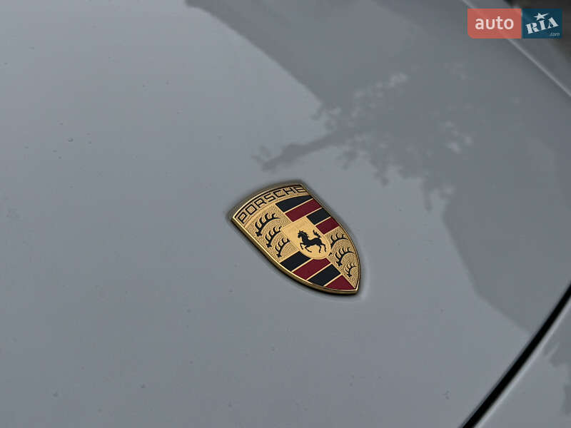 Купе Porsche 911 2020 в Киеве