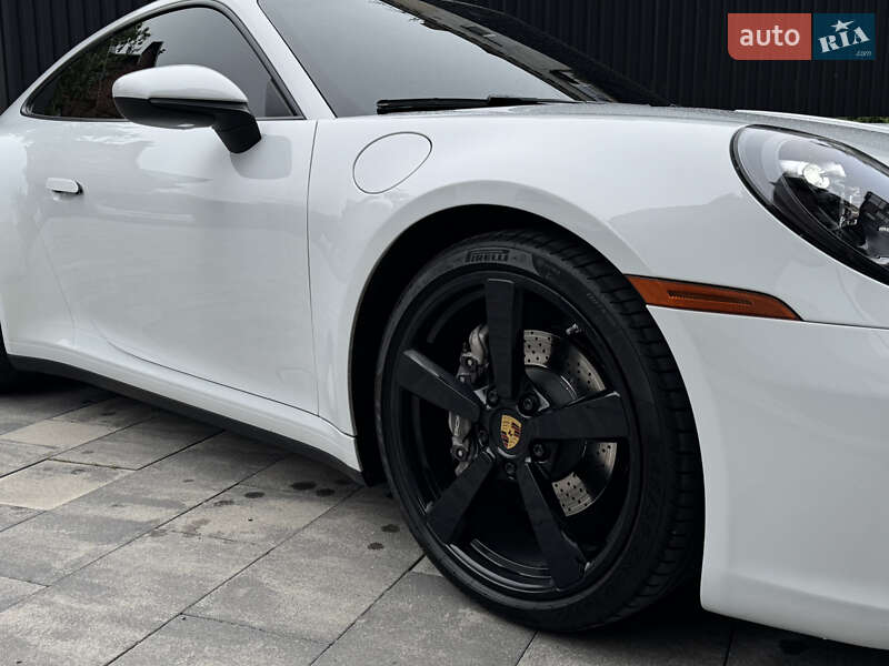 Купе Porsche 911 2020 в Киеве