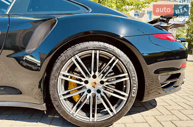 Купе Porsche 911 2014 в 