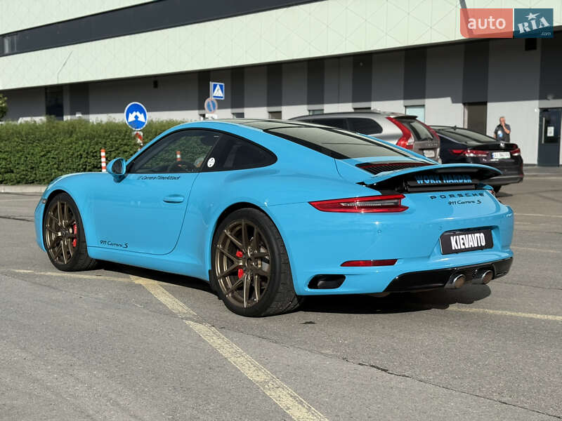 Купе Porsche 911 2016 в Києві