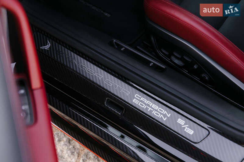 Купе Porsche 911 2023 в Києві