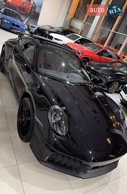 Купе Porsche 911 2025 в 