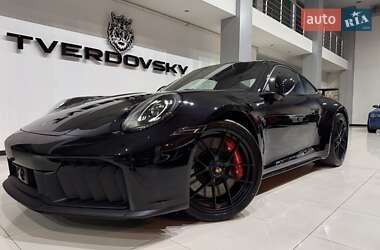 Купе Porsche 911 2025 в 