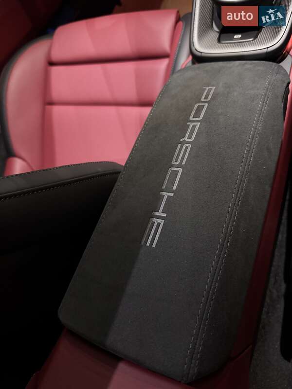 Купе Porsche 911 2025 в Одессе