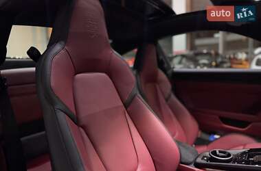 Купе Porsche 911 2025 в 