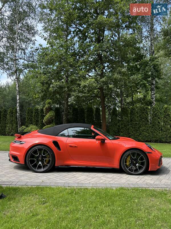 Кабріолет Porsche 911 2022 в Києві фото 7 Кабріолет Porsche 911 2022 в Києві