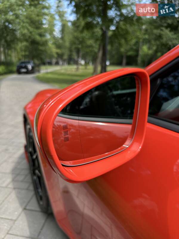 Кабріолет Porsche 911 2022 в Києві фото 19 Кабріолет Porsche 911 2022 в Києві