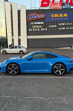 Купе Porsche 911 2021 в 