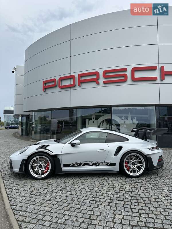Купе Porsche 911 2024 в Киеве