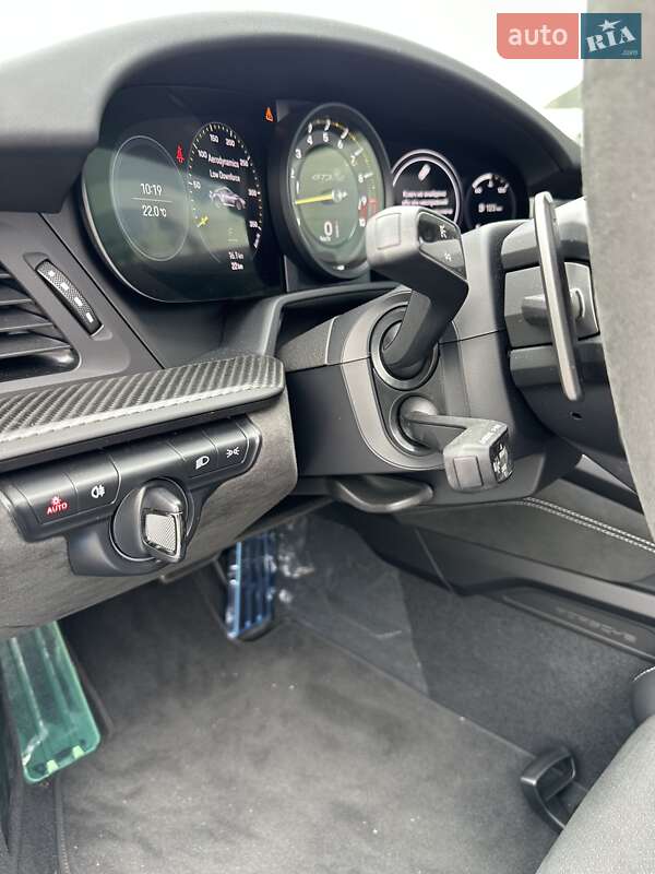Купе Porsche 911 2024 в Киеве