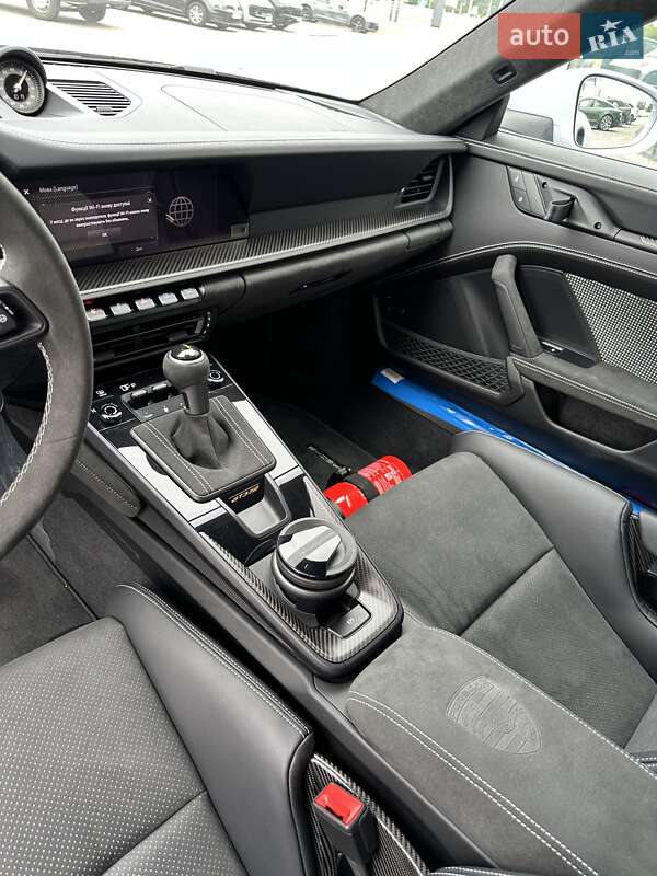 Купе Porsche 911 2024 в Киеве