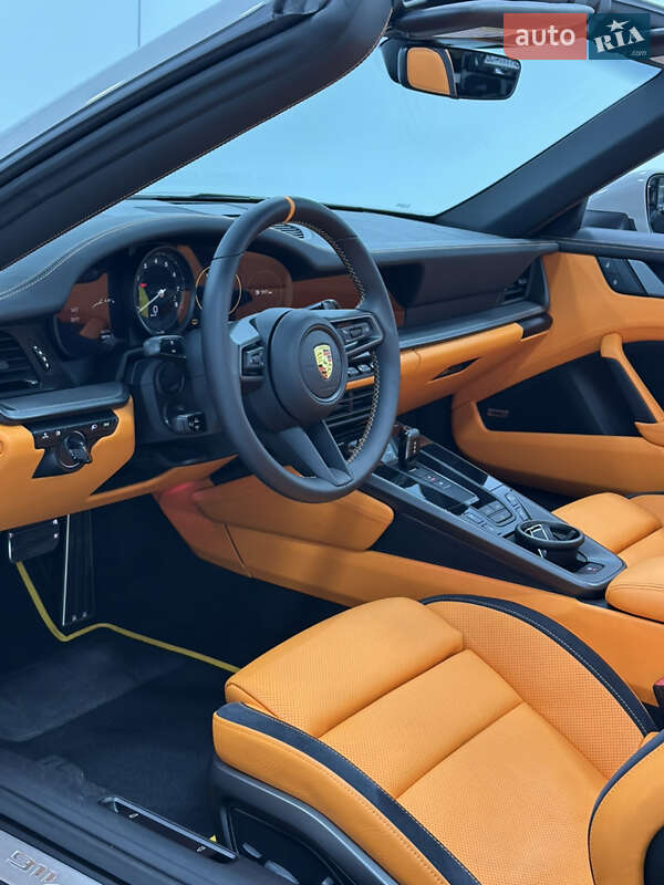 Кабриолет Porsche 911 2022 в Одессе