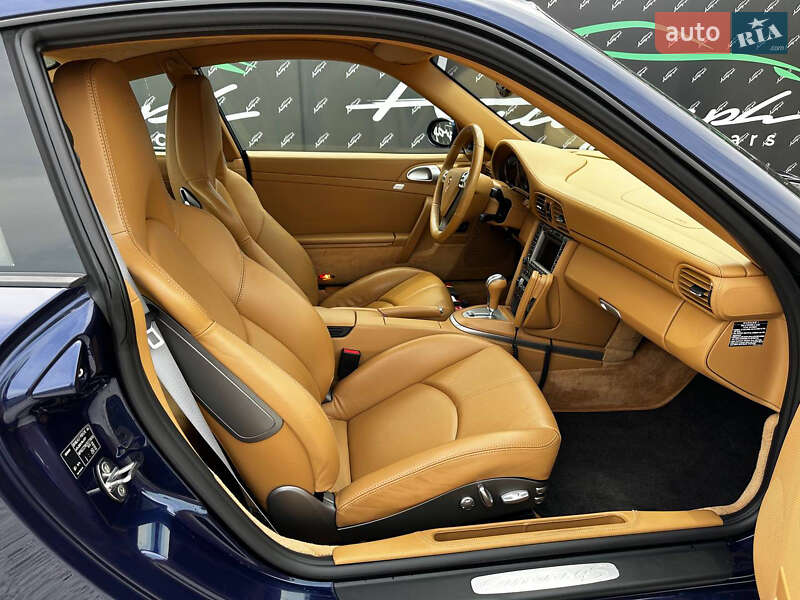 Купе Porsche 911 2006 в Киеве