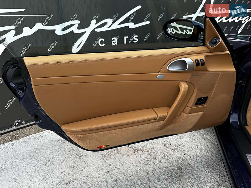 Купе Porsche 911 2006 в Киеве