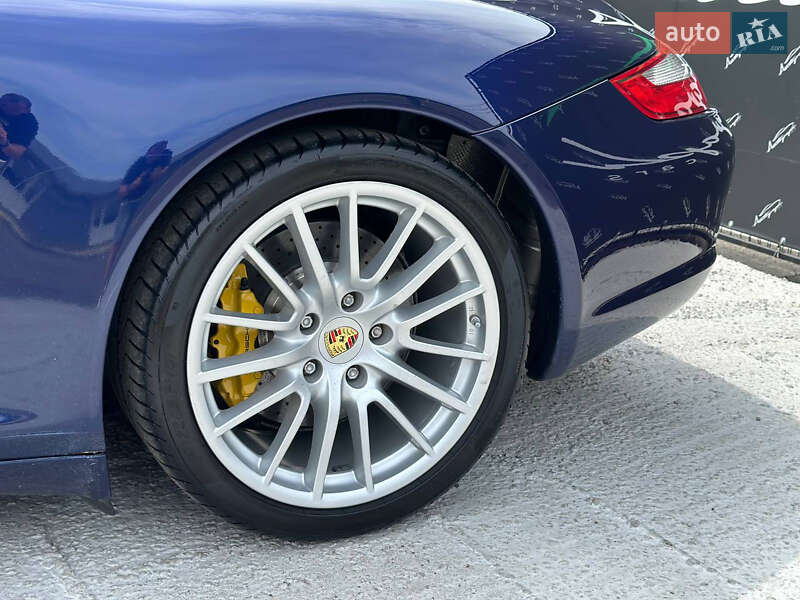 Купе Porsche 911 2006 в Киеве