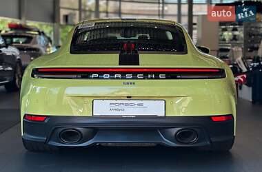 Купе Porsche 911 2024 в 