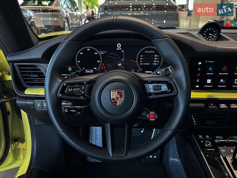 Купе Porsche 911 2024 в Одесі