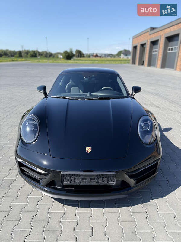 Купе Porsche 911 2022 в Черновцах