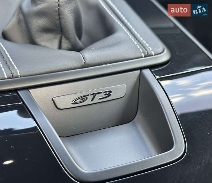 Купе Porsche 911 2022 в Киеве