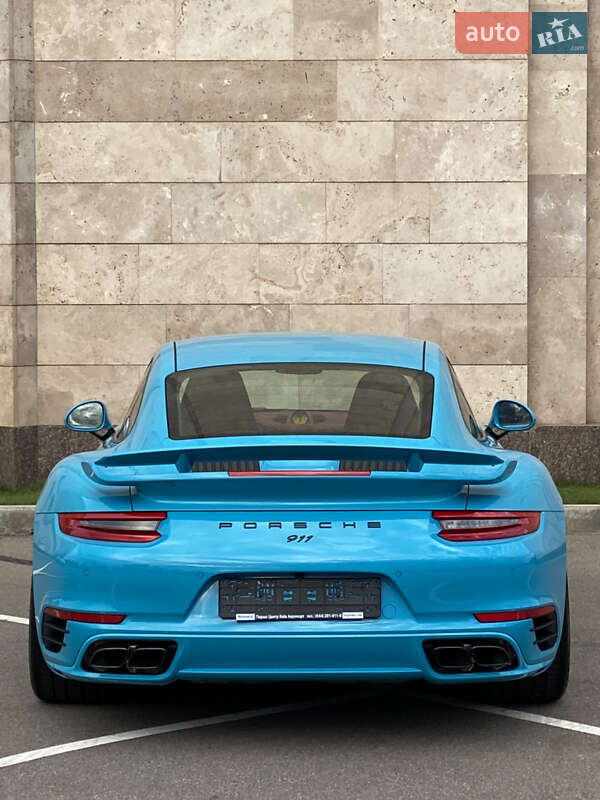 Купе Porsche 911 2016 в Киеве