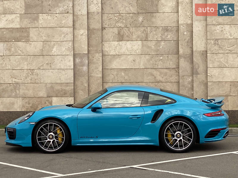 Купе Porsche 911 2016 в Киеве