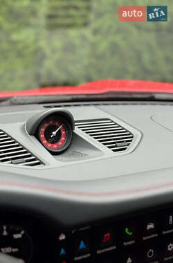 Купе Porsche 911 2022 в 