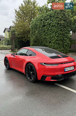 Купе Porsche 911 2022 в 