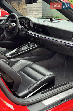 Купе Porsche 911 2022 в 