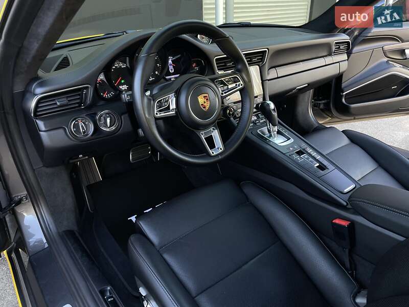 Купе Porsche 911 2017 в Києві